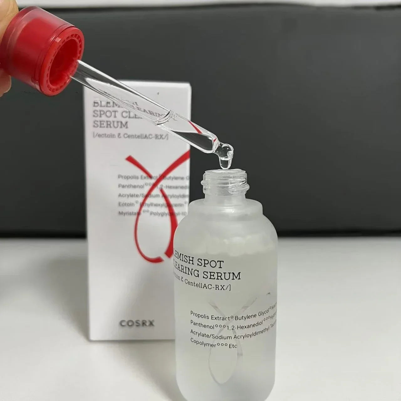 COSRX Petite Couverture Rouge Sérum Anti-Acné - Traitement Ciblé 40ml