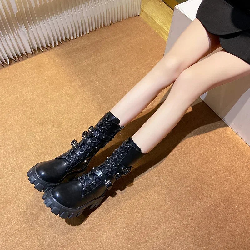 Bottines Plateforme Gothiques Femme - Talons Épais Cloutées Punk Hiver