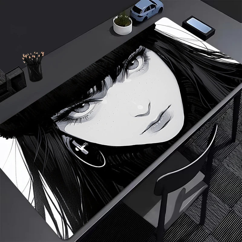 Tapis de Souris Gaming XXL Anime Dark Girl - Bureau Gamer 800x300mm Noir Blanc