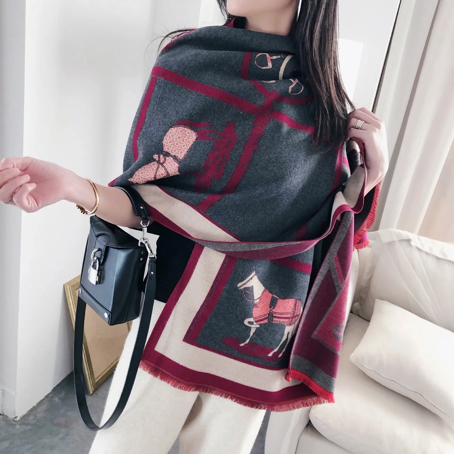 Écharpe Cachemire Femme Motif Cheval - Châle Luxe Cadeau