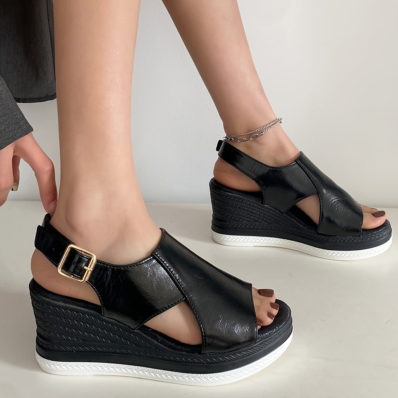 Sandales Compensées Été Femme - Semelle Épaisse Bout Ouvert Talons Hauts Plateforme