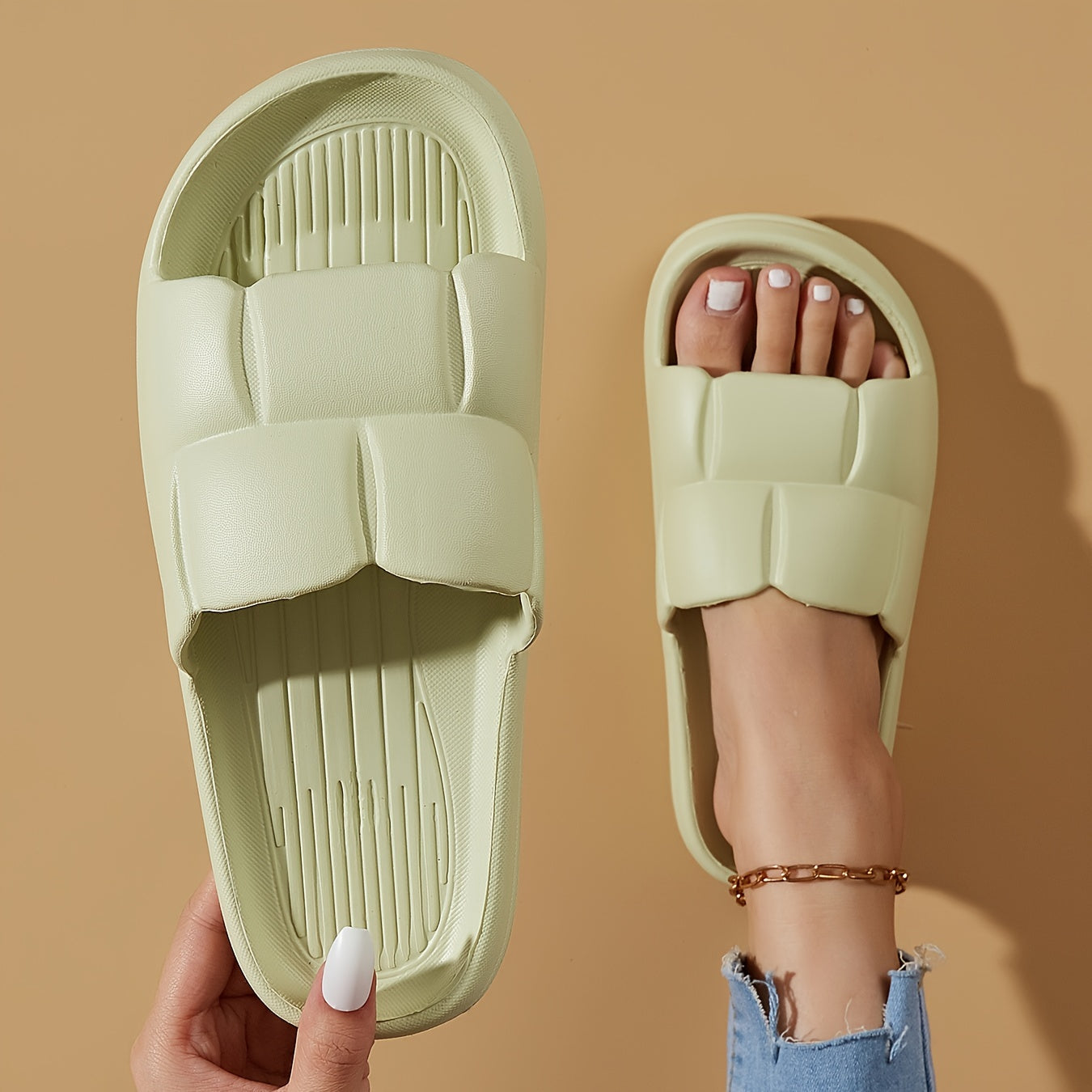 Claquettes EVA Rayées - Semelle Souple Antidérapante Séchage Rapide Intérieur Extérieur