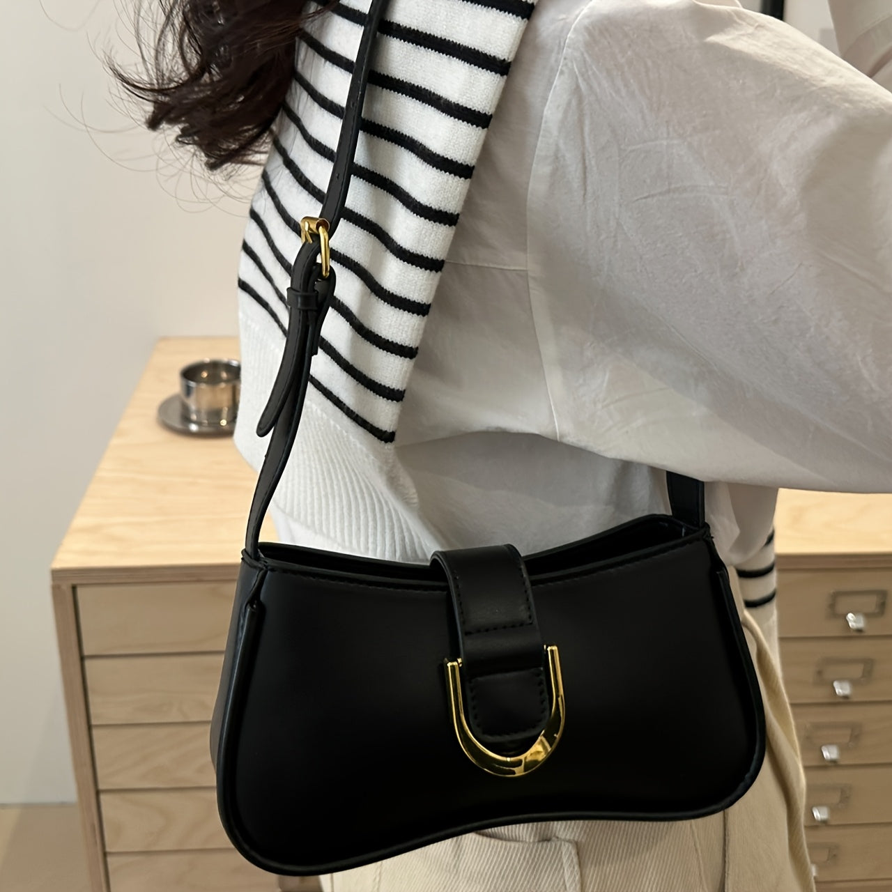 Retro Monochrome Minimalist Shoulder Bag French Style Underarm Bag